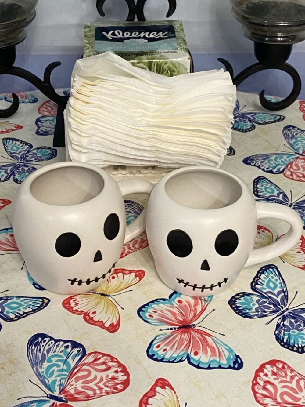 2PC. Set HYDE &EEK Skull Ceramic Drink Mugs